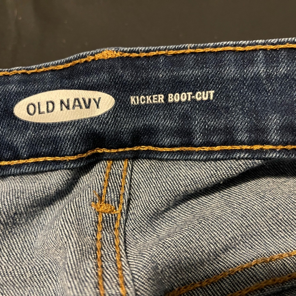 Boot cut jeans
